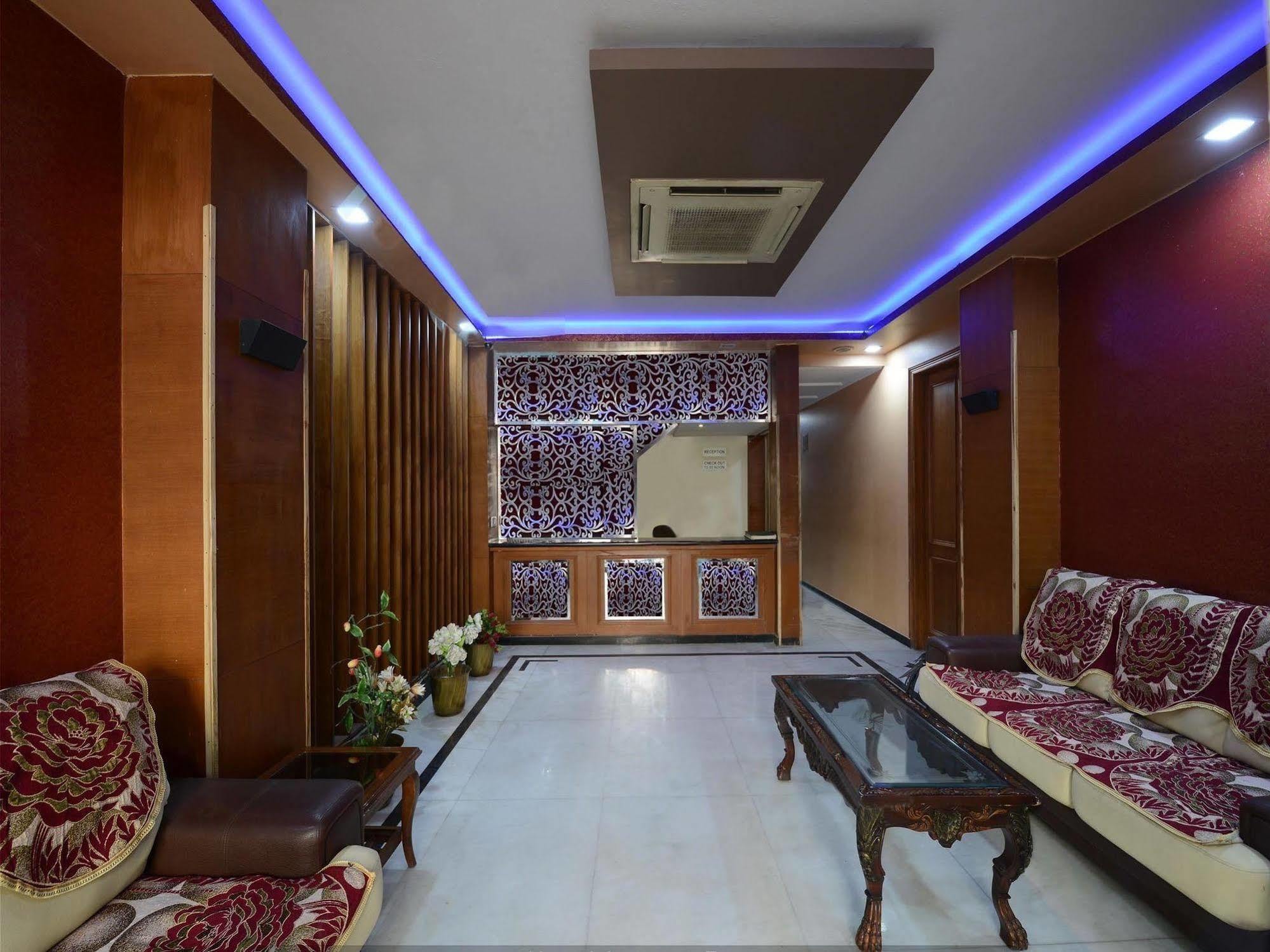 Airport Hotel Vishal Residency Нью-Делі Екстер'єр фото